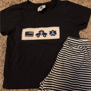 Awe Smocks 4T police set